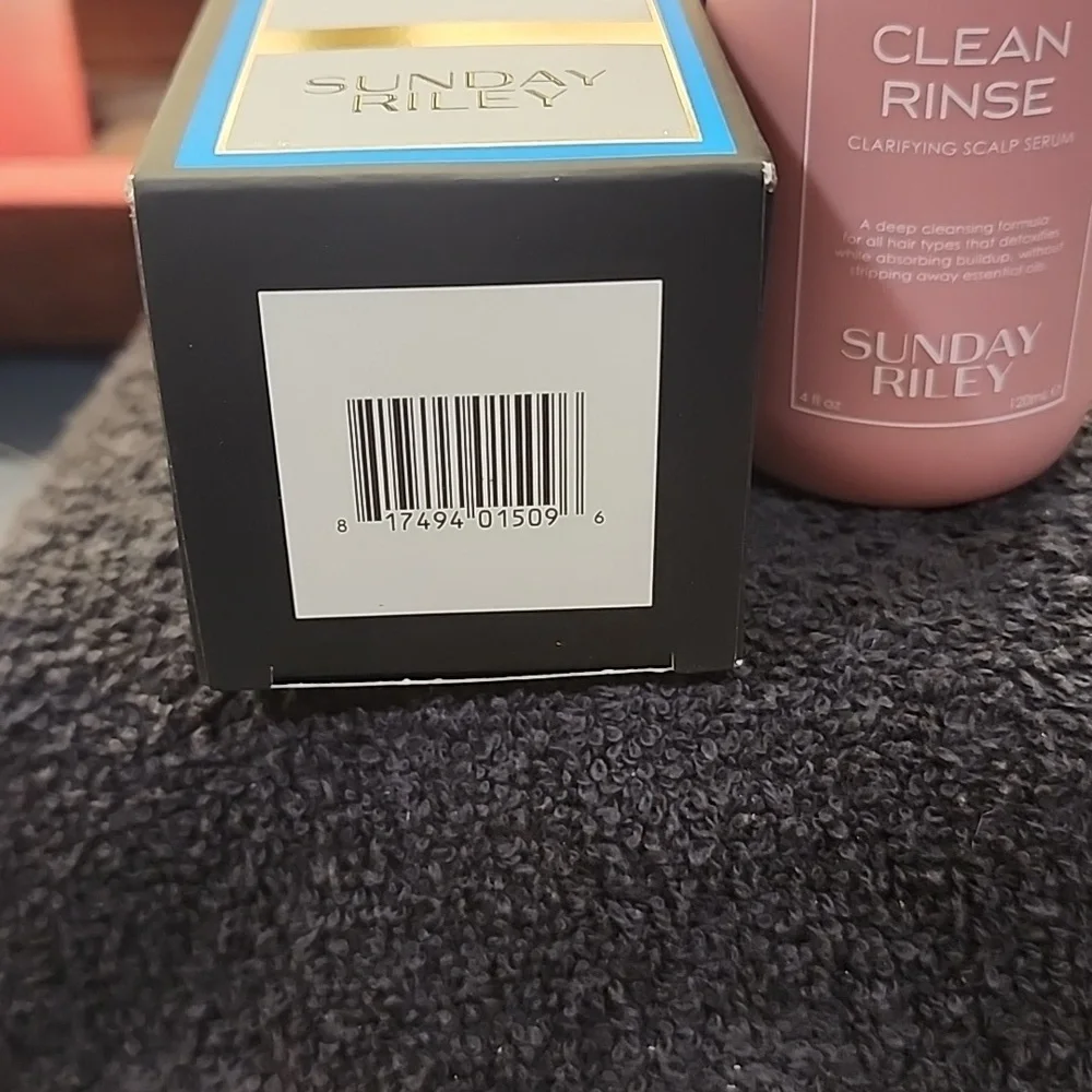 Sunday Riley Clean Rinse Serum - Picture 2 of 4